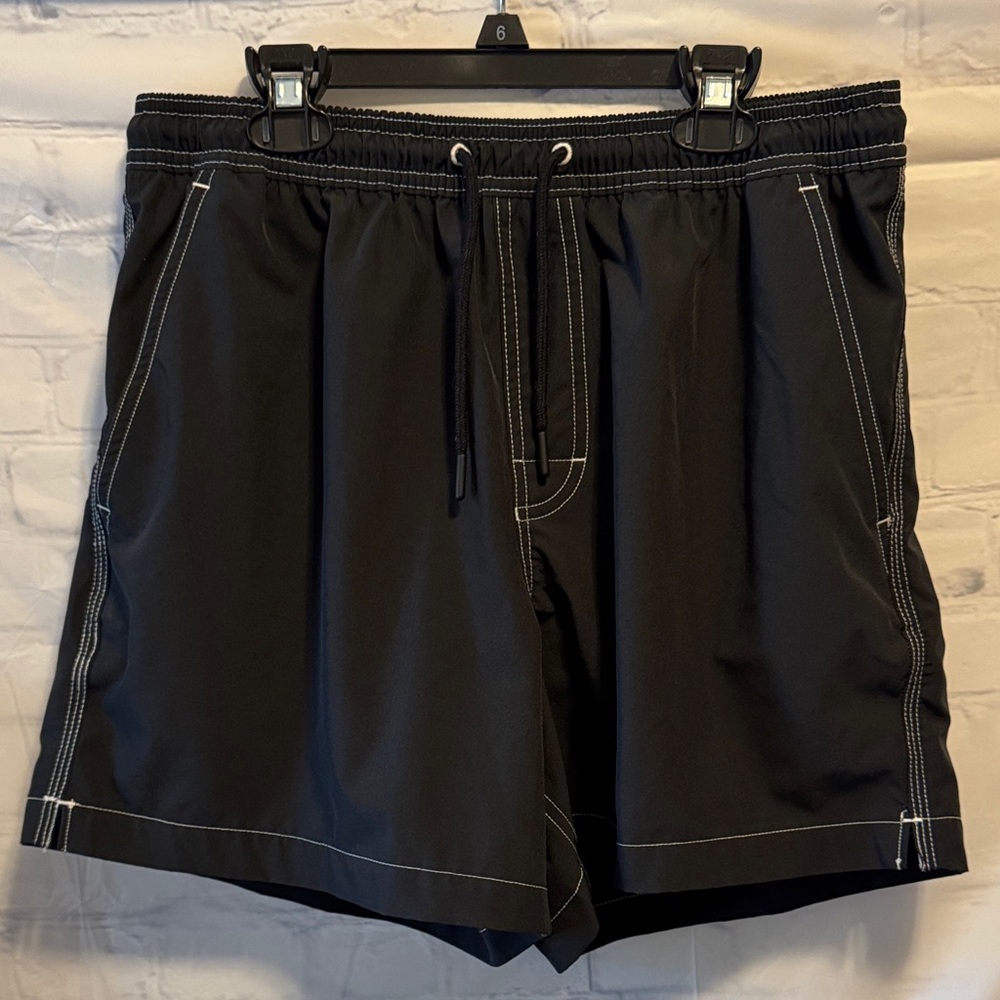 American Eagle  Swim Trunks with White Contrast Stitching Large